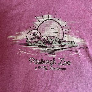 Pittsburgh Zoo & PPG Aquarium mama and baby otter shirt